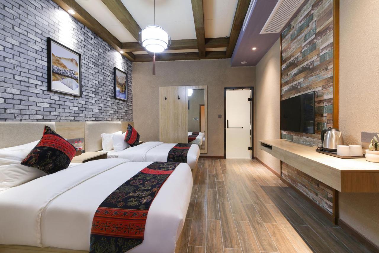 Zou Qu Ye Travel Hotel Çongçing Dış mekan fotoğraf